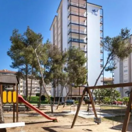 Oasis - Bright 2br With Balcony Apartment *